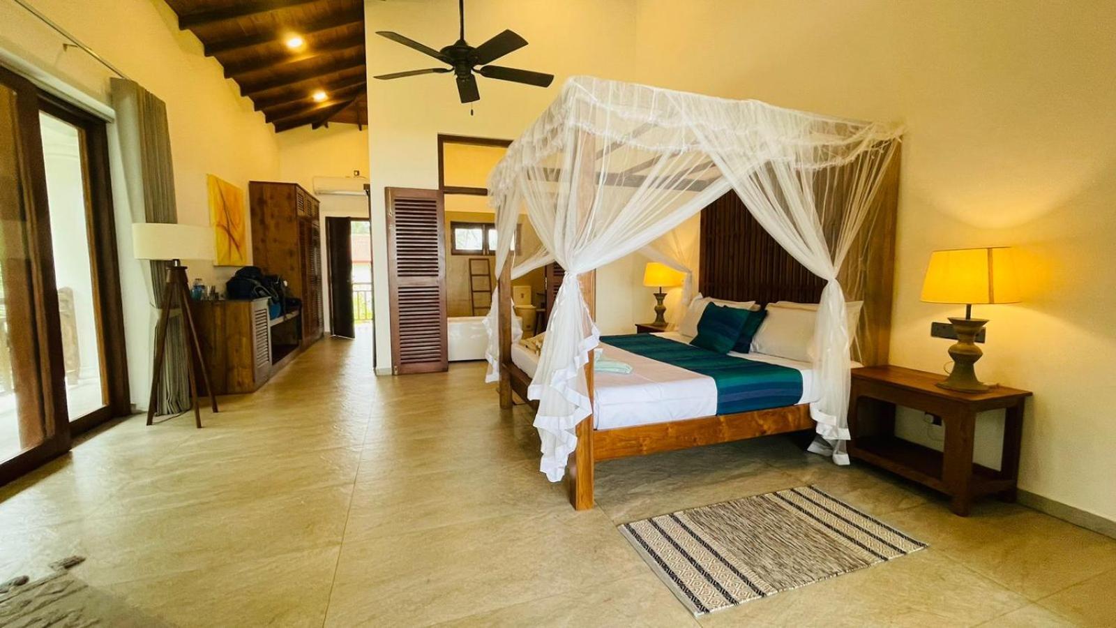 Sea Star Boutique Hotel Хикадува Екстериор снимка